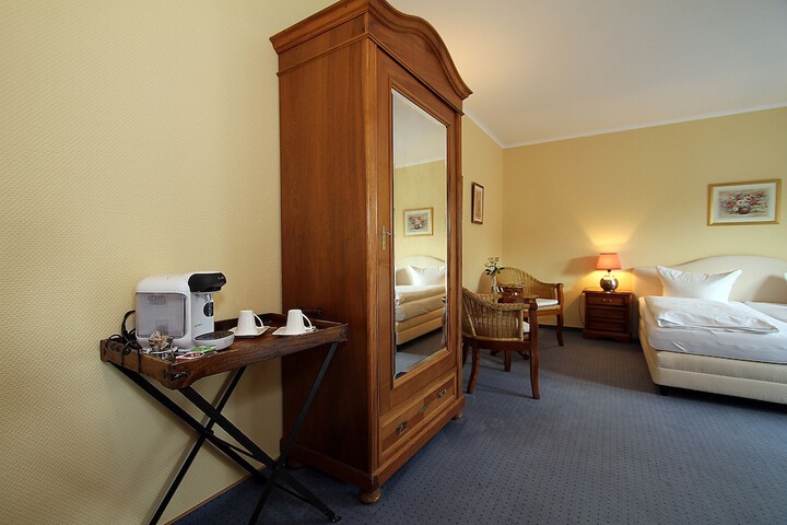 Room 7 of 47