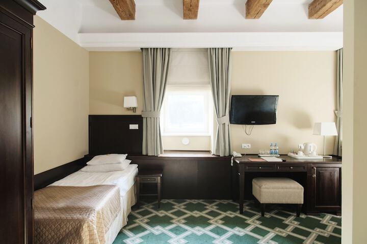 Room 29 of 89