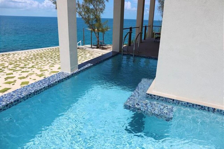 Pool 16 of 24