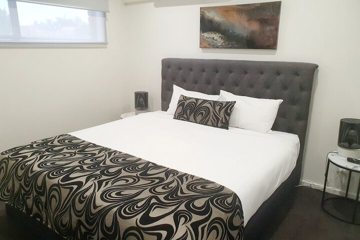Room 20 of 104