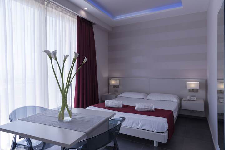 Room 21 of 90