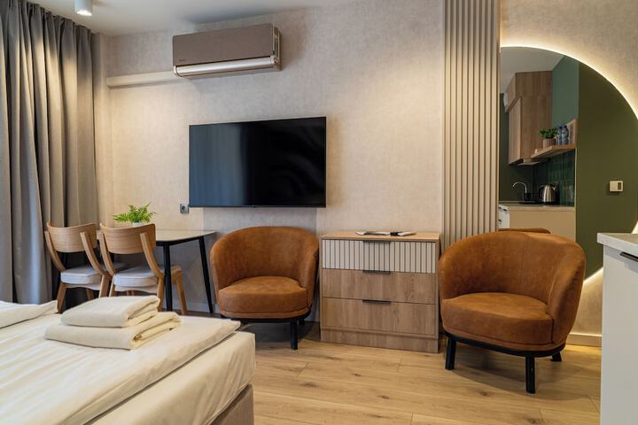 Room 40 of 150