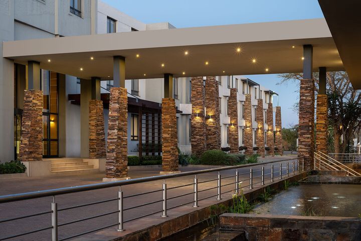 Hotel 73 of 75