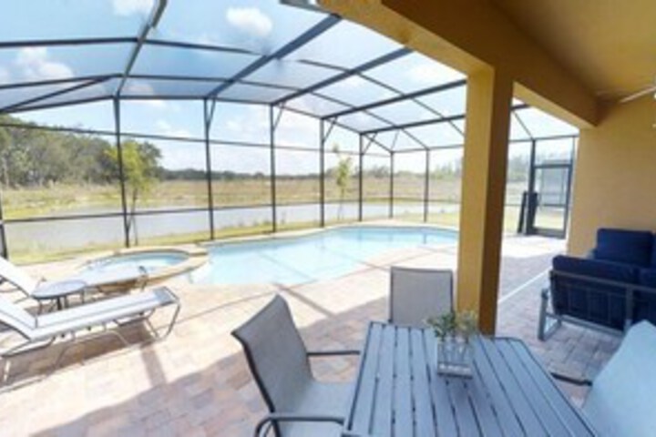 Terrace/Patio 49 of 51
