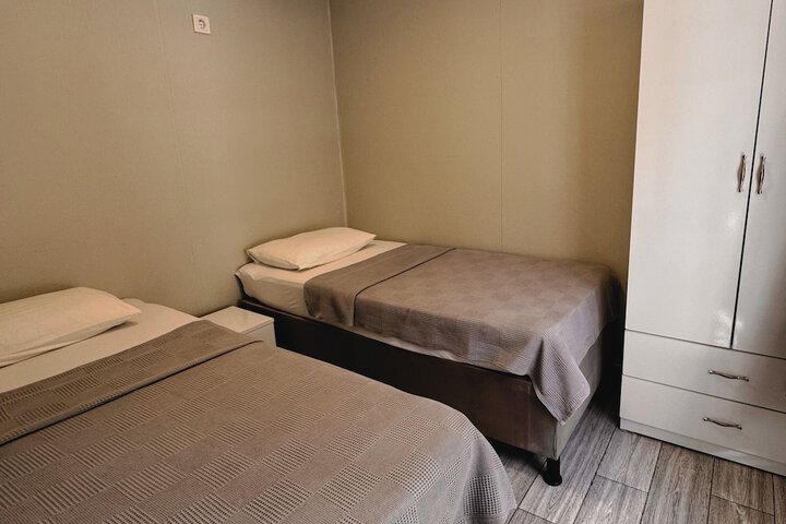 Room 5 of 47
