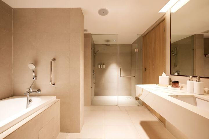 Bath Photo