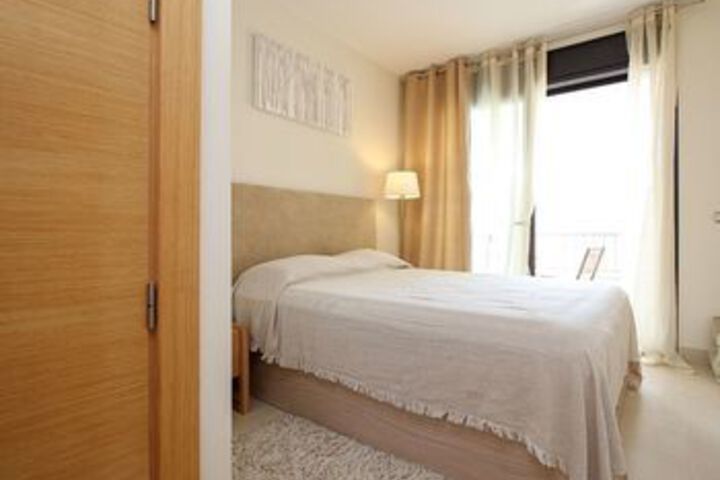 Room 8 of 24