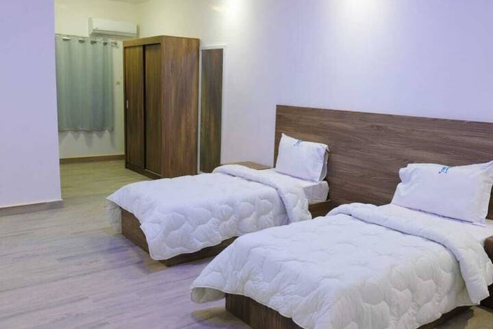 Room 4 of 19