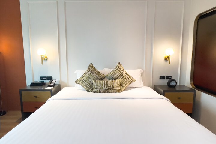 Room 8 of 58