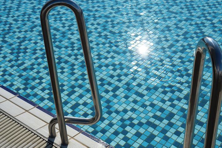 Hotel Pool