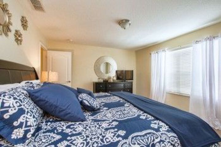 Room 17 of 46