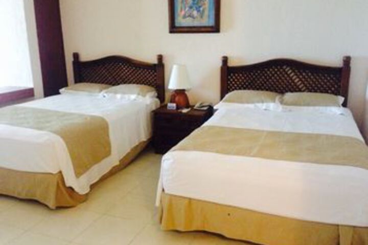 Room 8 of 26