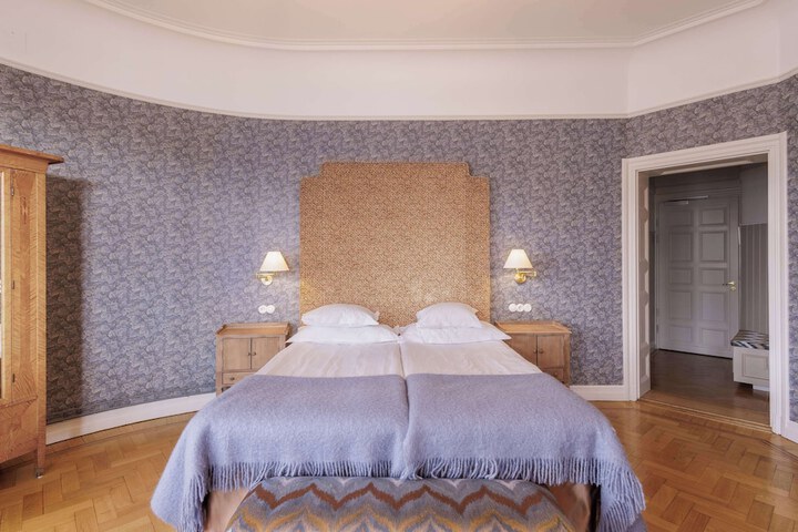 Room 36 of 75