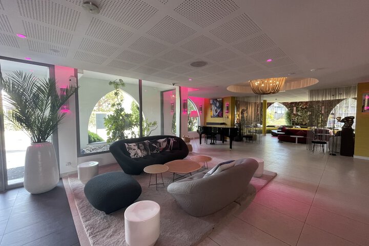 Lobby Photos