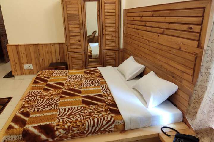 Room 14 of 46