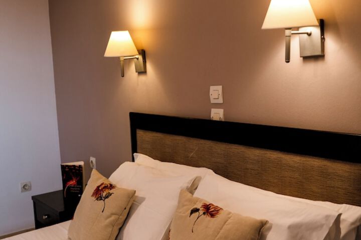 Room 20 of 53