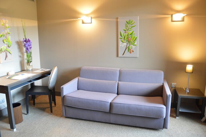 Room 17 of 39