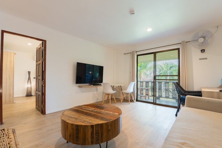 Room 43 of 185