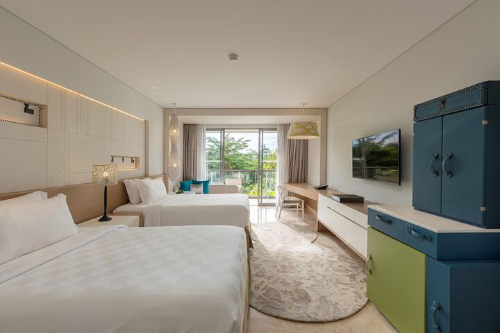 Room 36 of 204