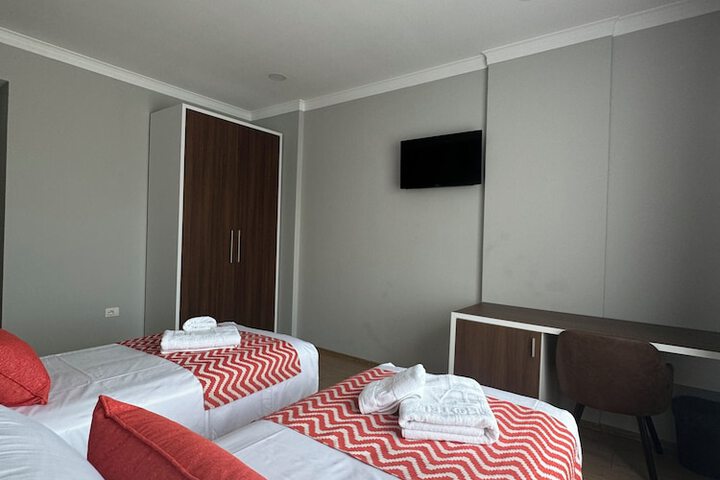 Room 26 of 191