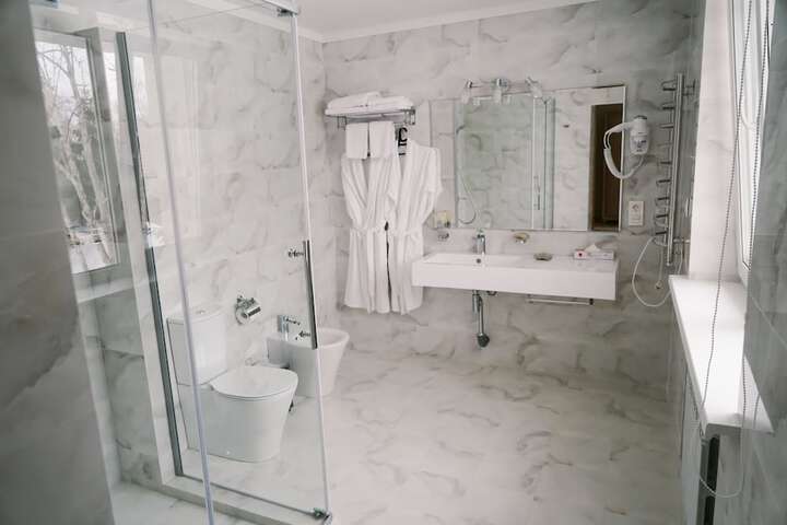 Room 15 of 31
