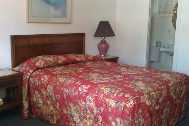 Room 7 of 60