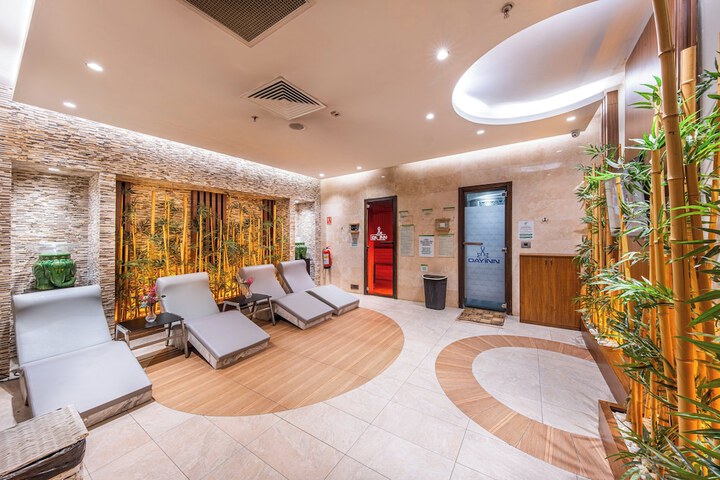 Hotel with Gym