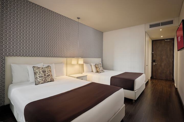 Room 12 of 51