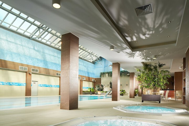Pool 41 of 63