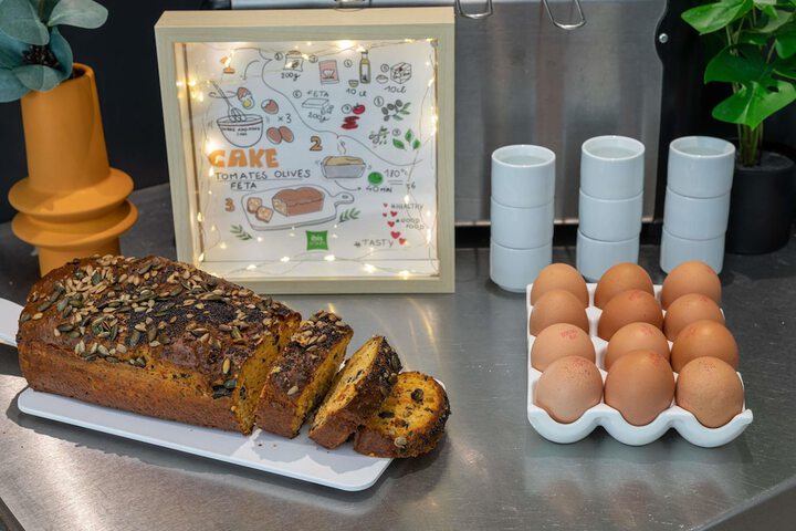 Breakfast/Coffee Service 48 of 75