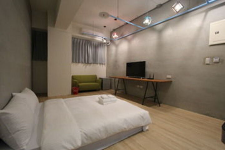 Room 26 of 64
