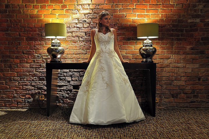 Ballroom/Hall 48 of 57