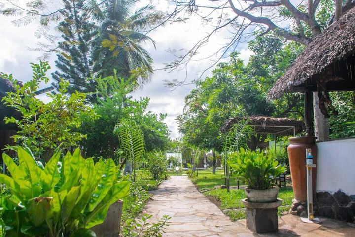 Madiro Hotel