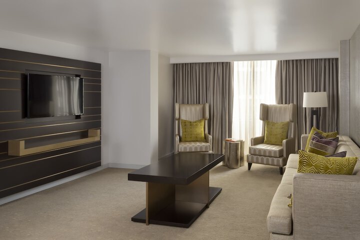 Room 40 of 135