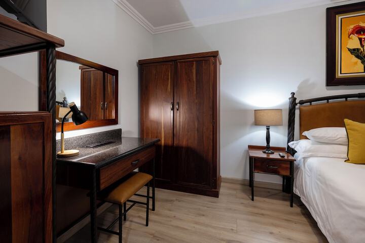 Room 29 of 70