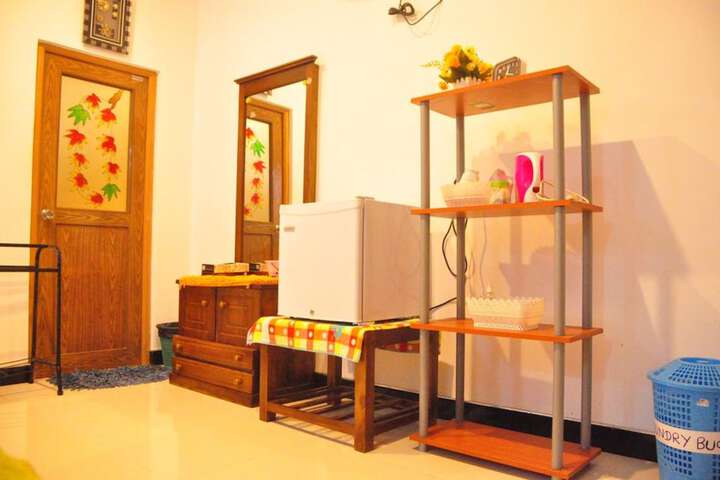 Room 3 of 41