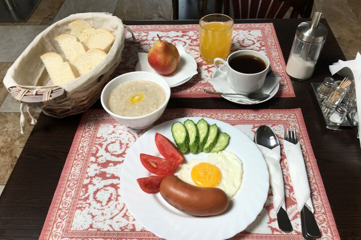Breakfast/Coffee Service 90 of 101