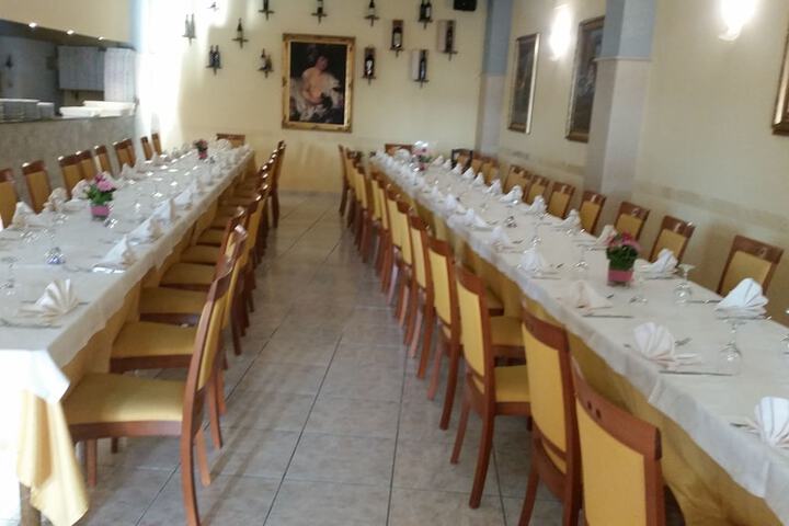 Dining Photos