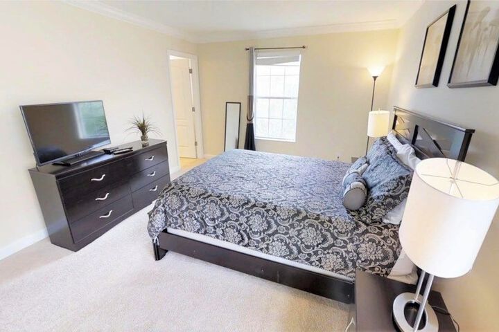 Room 21 of 53