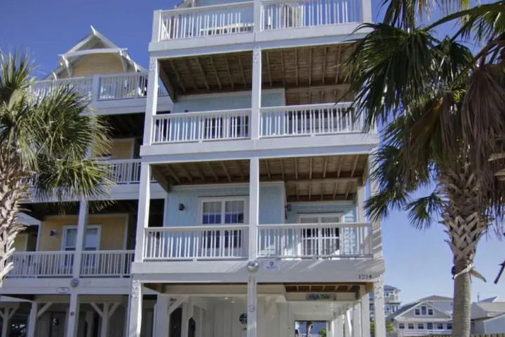 High Tide by Sea Scape Properties