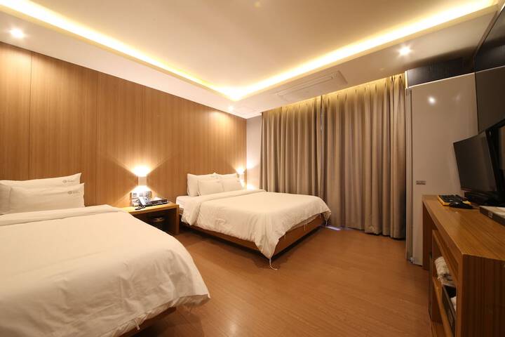 Room 38 of 110