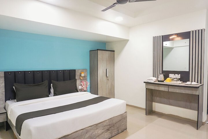 Room 18 of 37