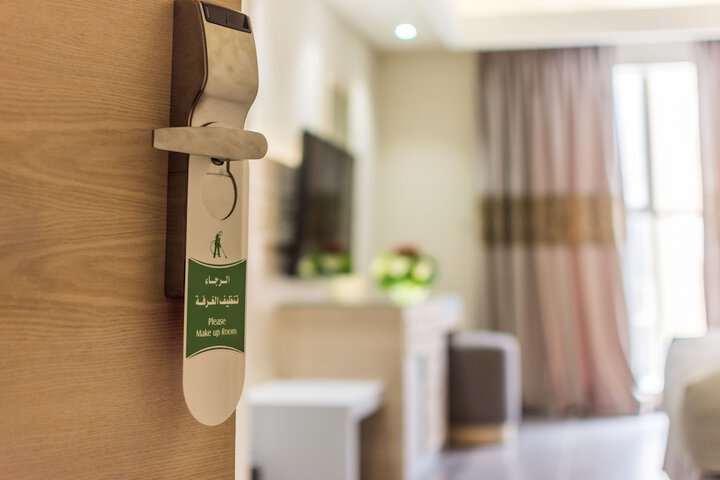 Room 32 of 124
