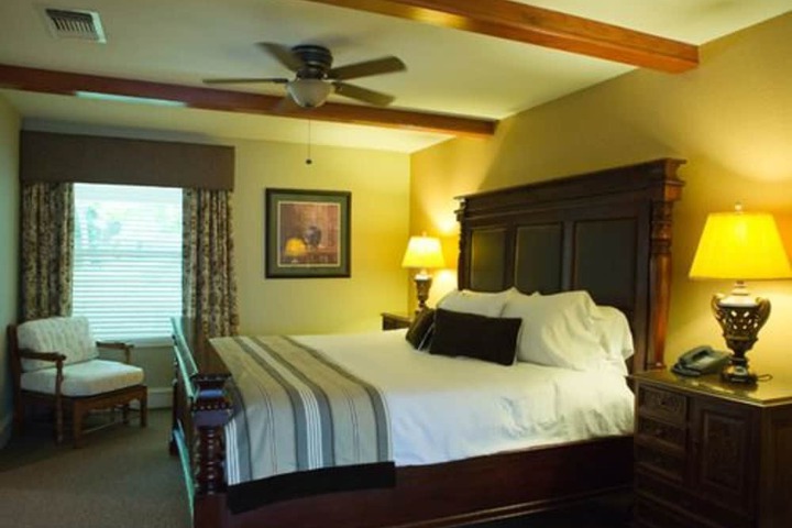 Room 11 of 60