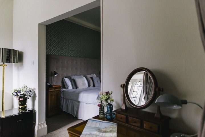 Room 46 of 185