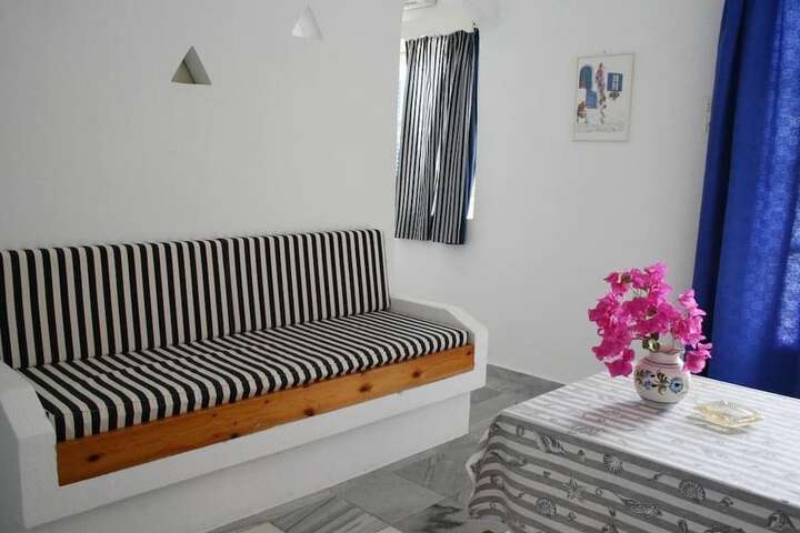 Room 10 of 40