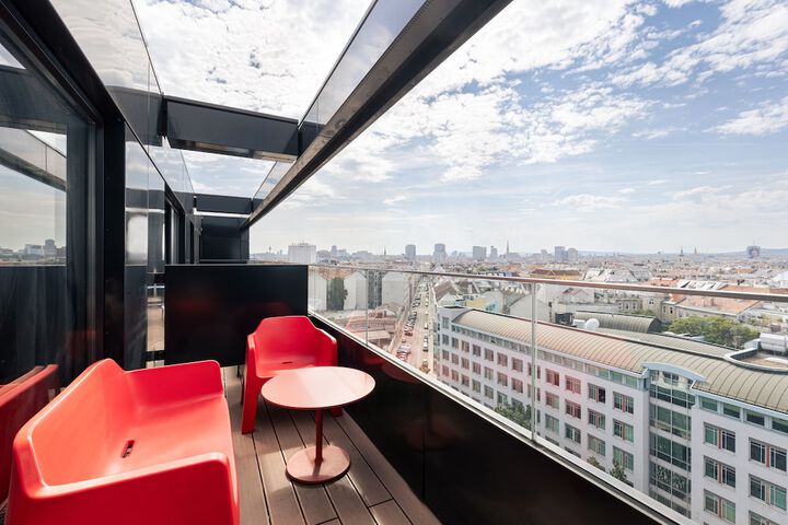 Terrace/Patio 142 of 146