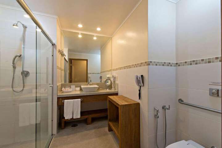 Clean Restrooms