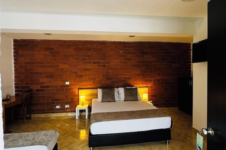Room 50 of 94