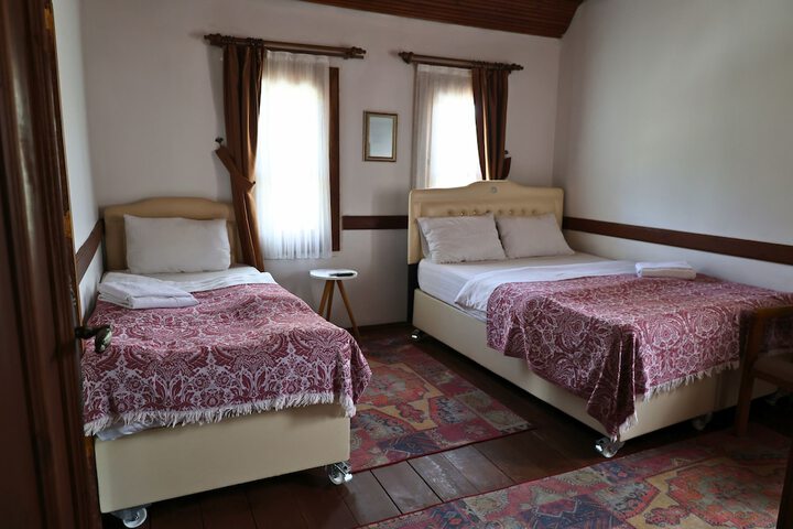 Room 16 of 39